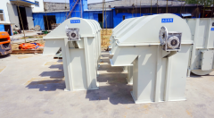 What is a bucket elevator for pet food?